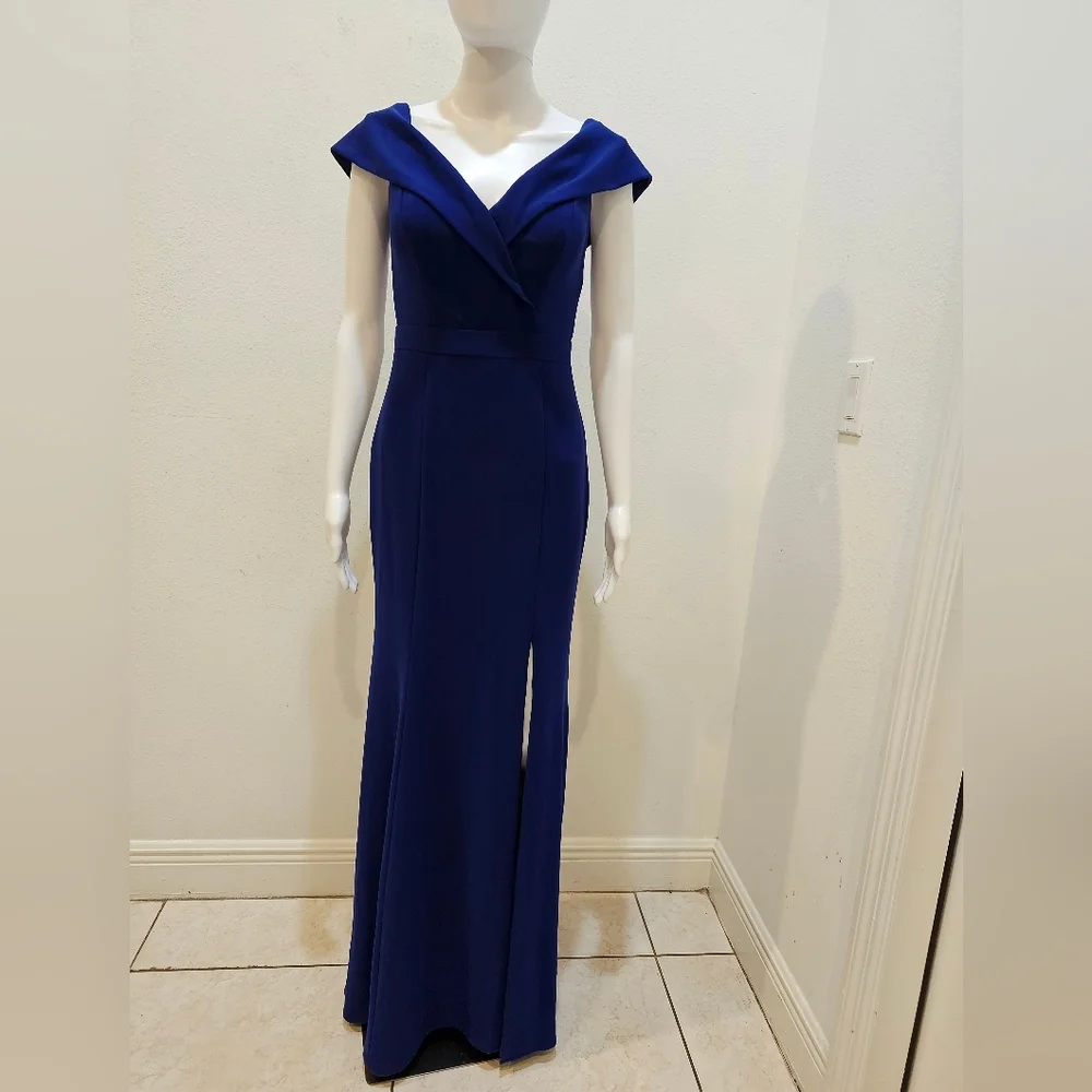 Xscape Cocktail Purple Blue Off-The-Shoulder V-Neck, Gown Siz 6
